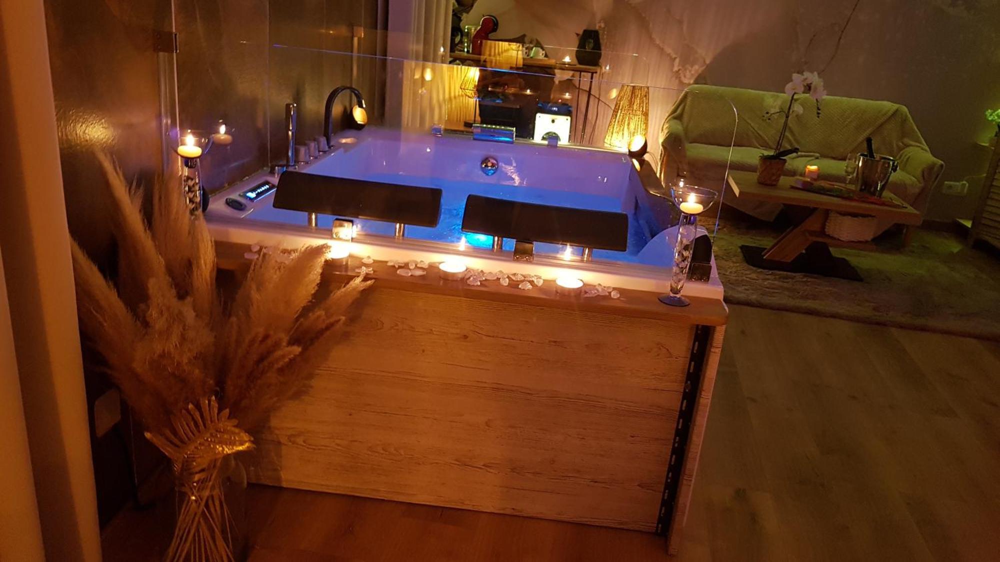 Love Room Jaccuzi Puisserguier エクステリア 写真