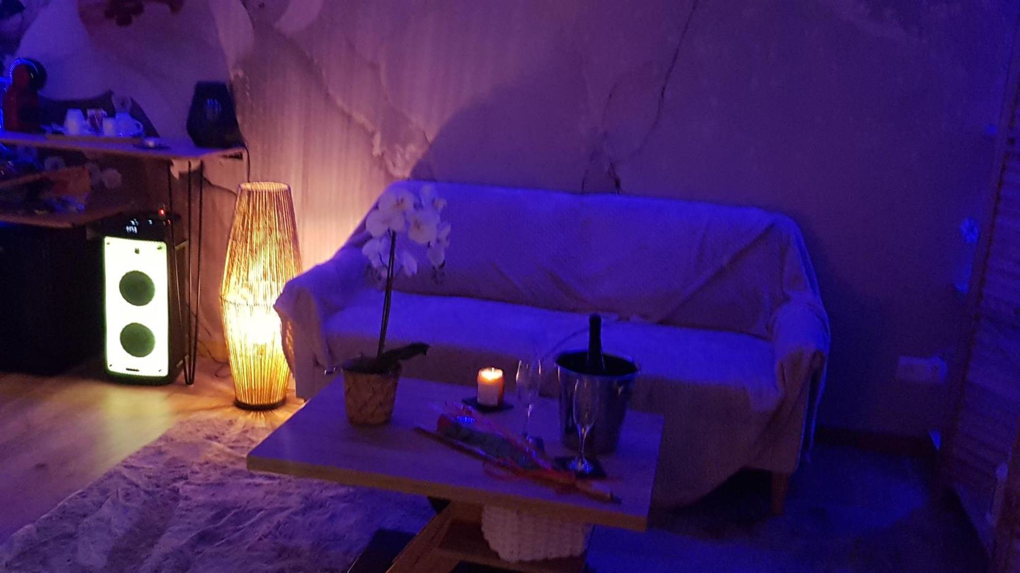 Love Room Jaccuzi Puisserguier エクステリア 写真