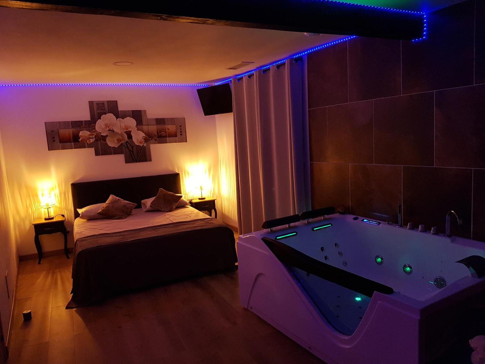 Love Room Jaccuzi Puisserguier エクステリア 写真