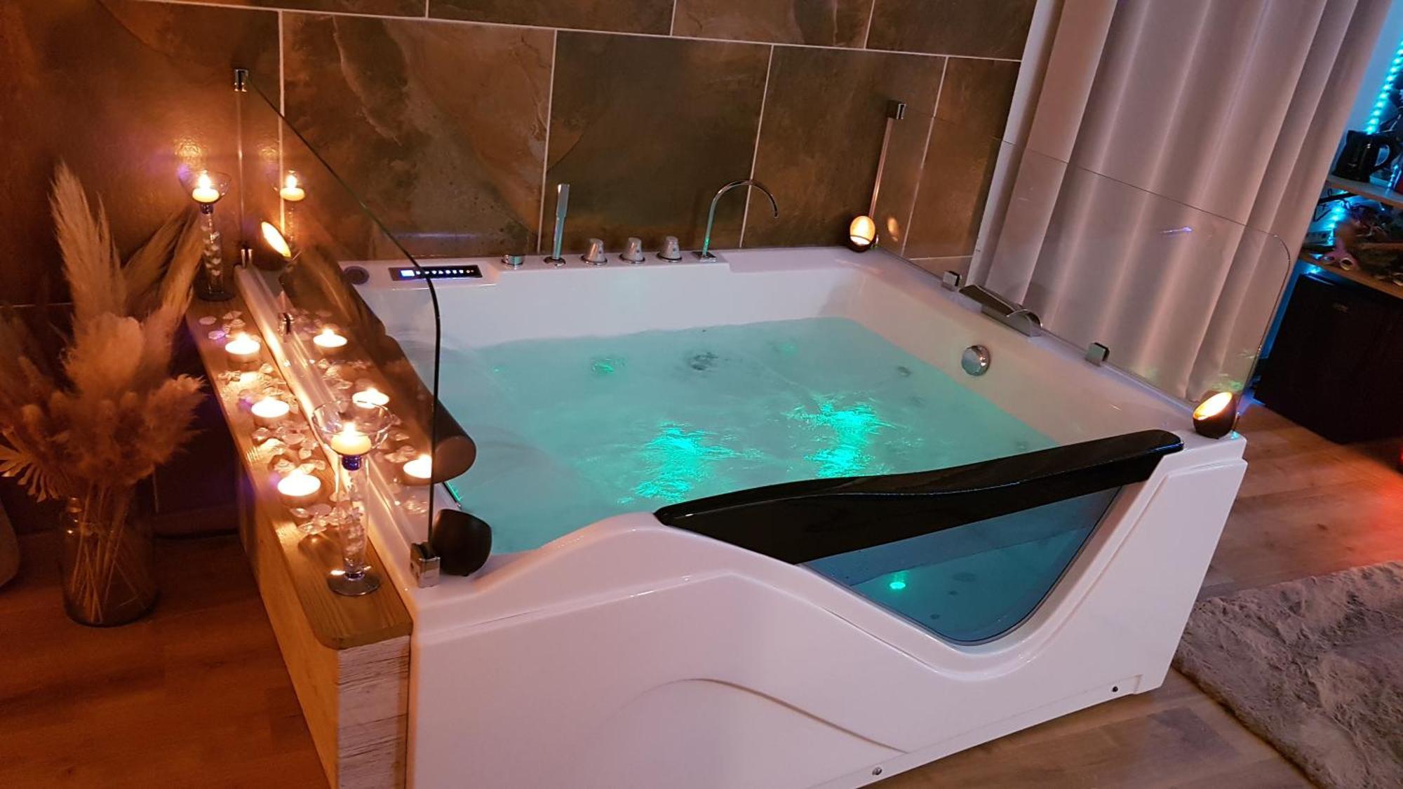 Love Room Jaccuzi Puisserguier エクステリア 写真